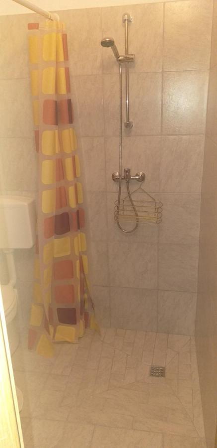 Relax Crni Kal 3 Apartment Luaran gambar