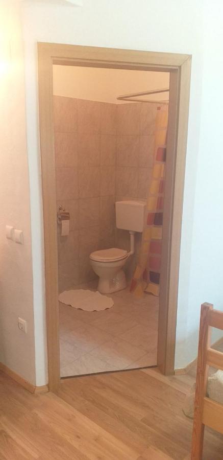 Relax Crni Kal 3 Apartment Luaran gambar